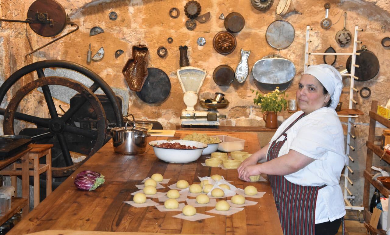KULINARISCHE STADTFÜHRUNG MALLORCA KULINARISCHE STADTFÜHRUNG MALLORCA